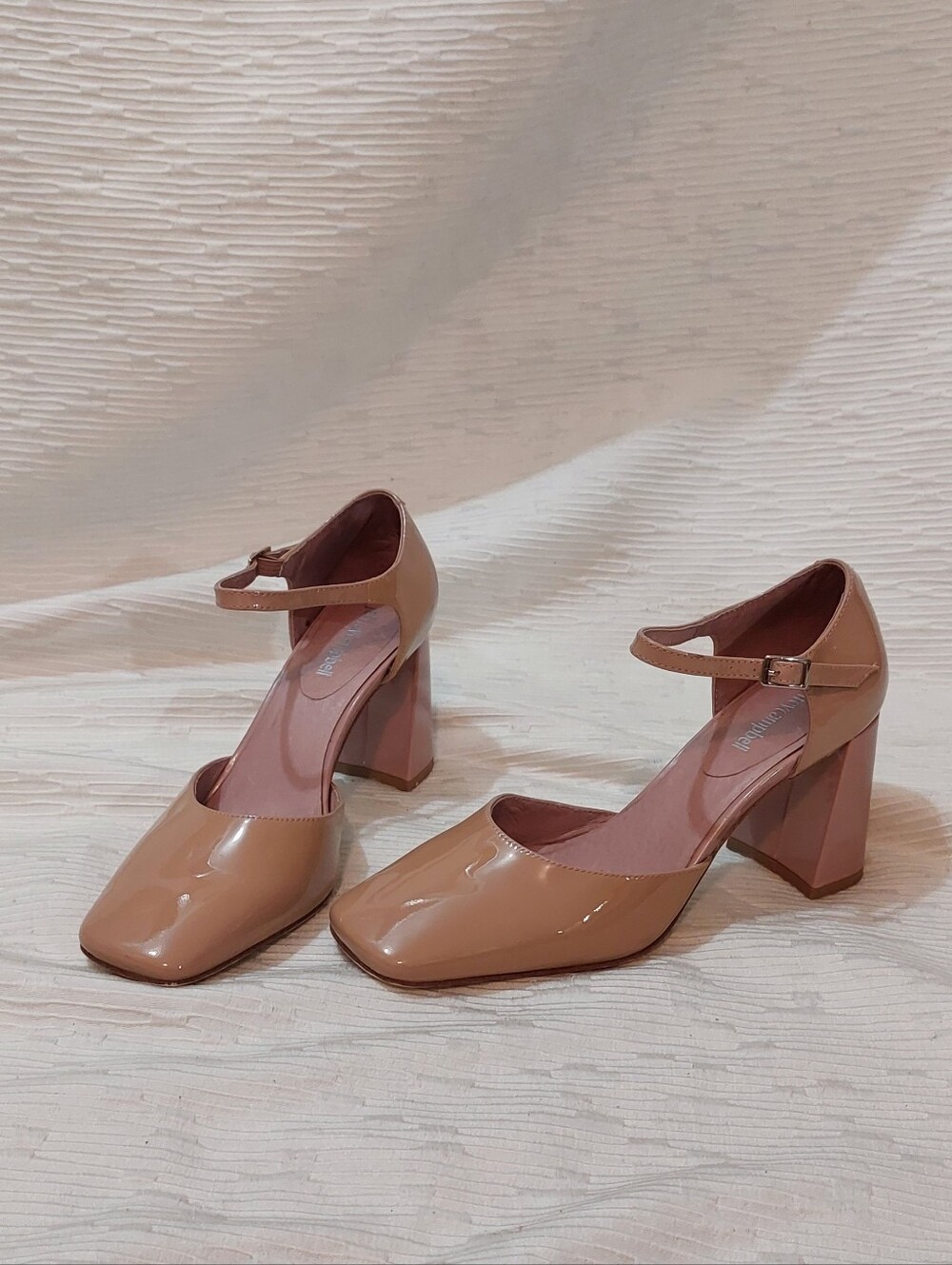 Jeffrey Campbell Nude & Blush Patent Mary Jane Block Heels Size 8 - Picture 2 of 9